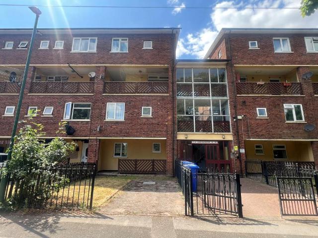 Flat for rent in Kingshurst, West Midlands