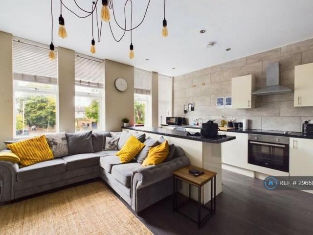 Apartment for rent in Moreton, Wirral