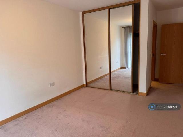 Apartment for rent in Monks Orchard, Kent