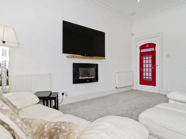 Apartment for rent in Corstorphine, Scotland