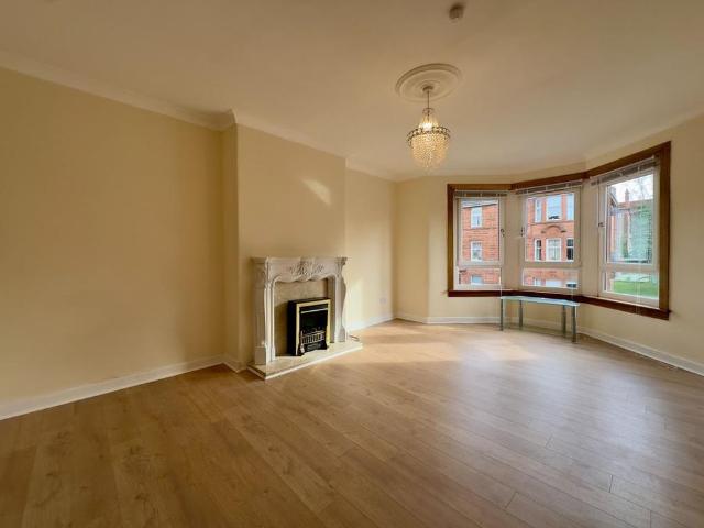 Apartment for rent in Shawmoss, Glasgow