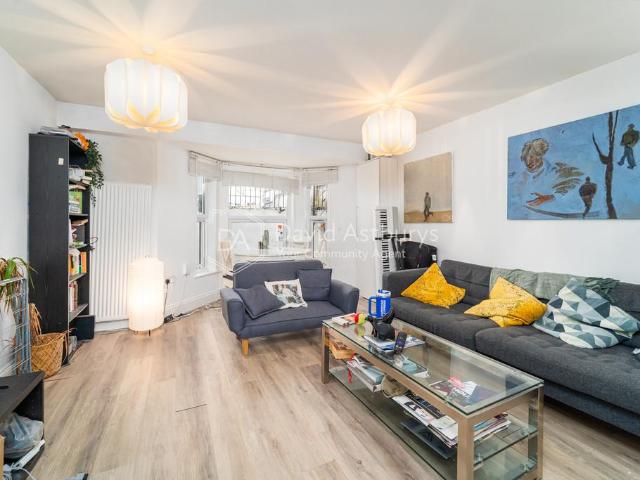 Flat for rent in Finsbury Park, Greater London