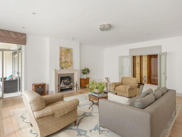 Apartment for rent in St. James's, Mayfair