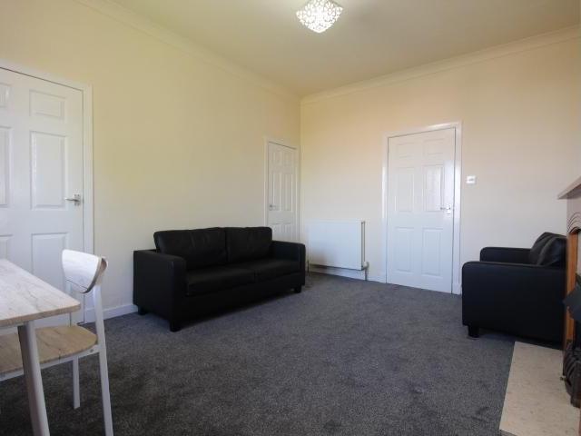 Apartment for rent in West Drumoyne, Glasgow