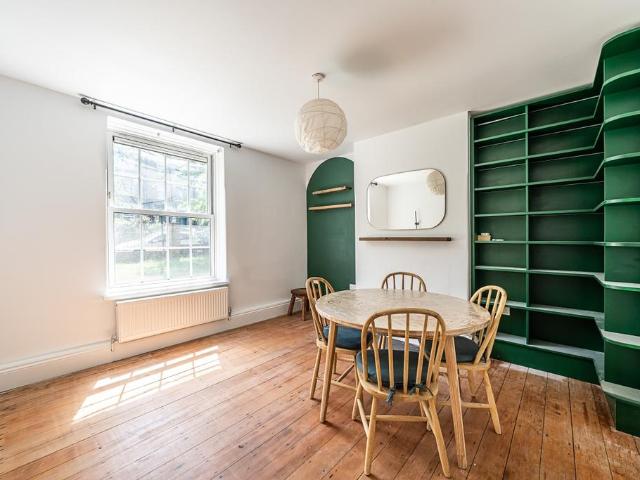 Flat for rent in Clapham, Greater London