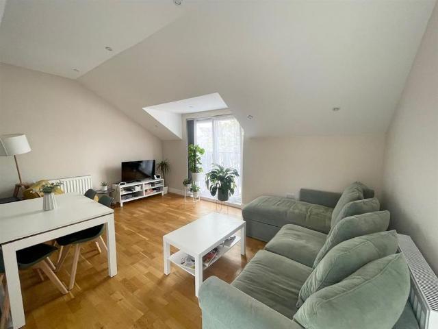 Apartment for rent in Round Hill, Brighton & Hove