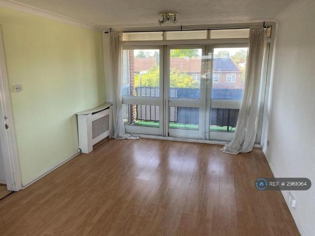 Apartment for rent in Slough