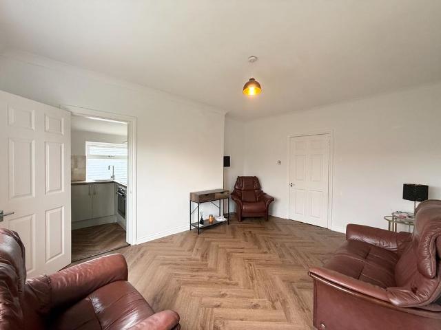 Apartment for rent in King's Park, Scotland