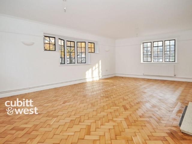 Apartment for rent in London Borough of Croydon, Purley