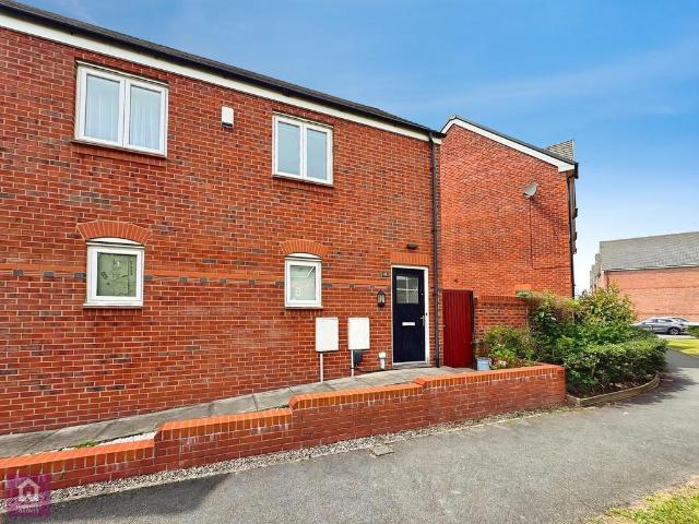 Flat for rent in Broadheath, Trafford Park