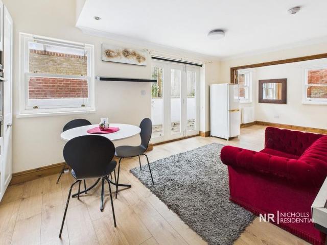 Apartment for rent in Epsom, Epsom and Ewell