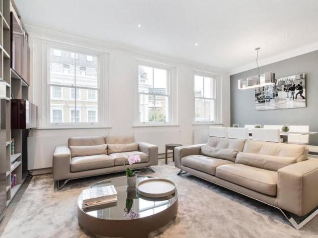 Apartment for rent in Brompton, Greater London
