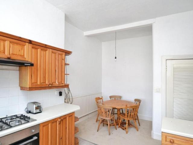 Apartment for rent in Blackford, Scotland