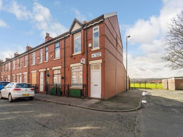 Flat for rent in Kersal, Salford