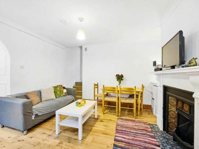 Apartment for rent in London Borough of Lambeth, Greater London