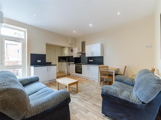 Flat for rent in Jesmond, Newcastle upon Tyne