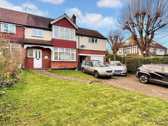 Flat for rent in London Borough of Croydon, Purley