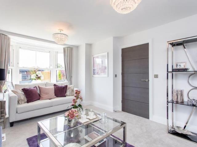 Apartment for rent in Northwood, Greater London