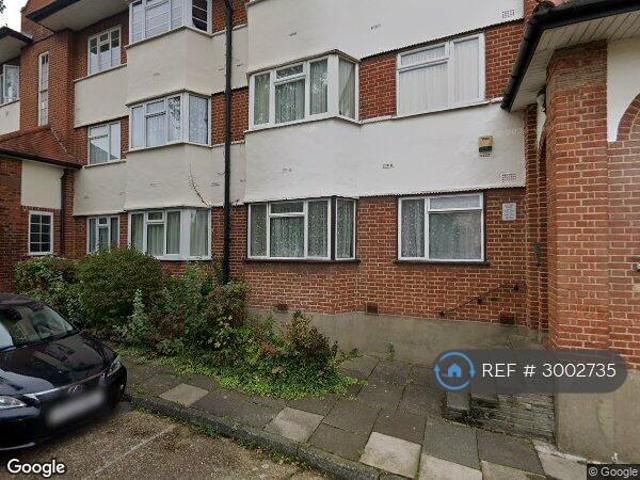 Flat for rent in Lane, Greater London