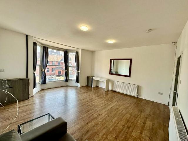 Apartment for rent in Abbey Park, Barton In Fabis