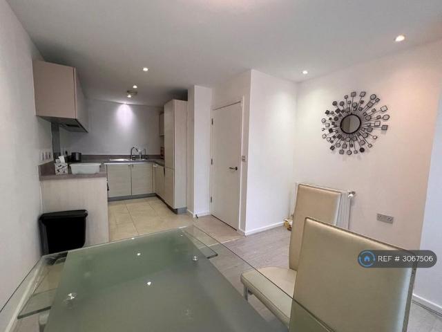 Apartment for rent in London Borough of Newham, Greater London