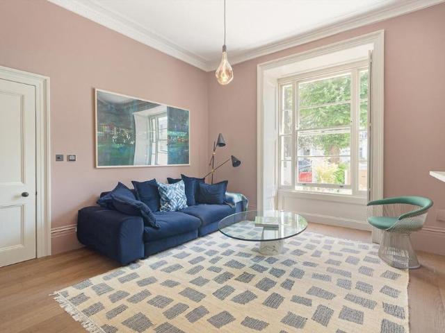 Apartment for rent in Kensal Town, Bayswater