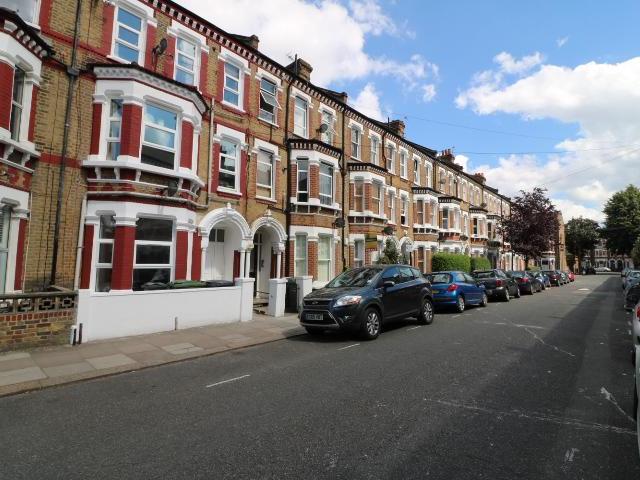 Flat for rent in Clapham, Greater London