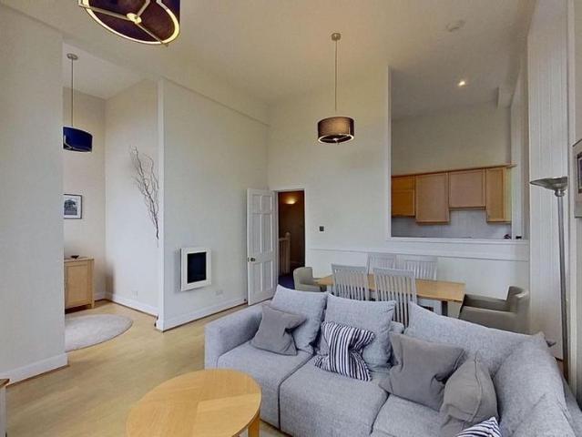 House for rent in Mayfield, Newington
