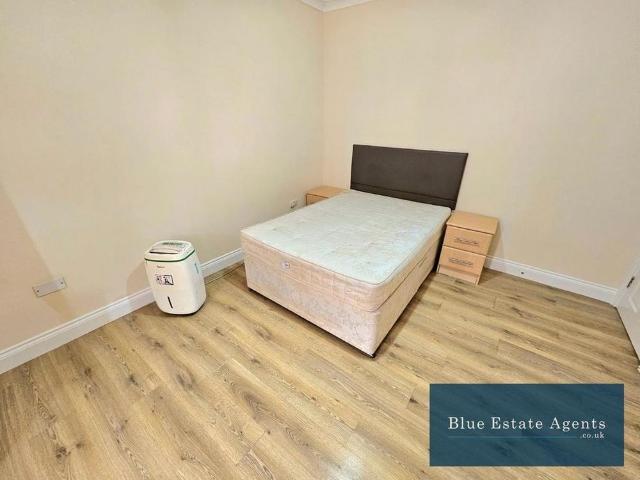 Apartment for rent in London Borough of Hounslow, Greater London