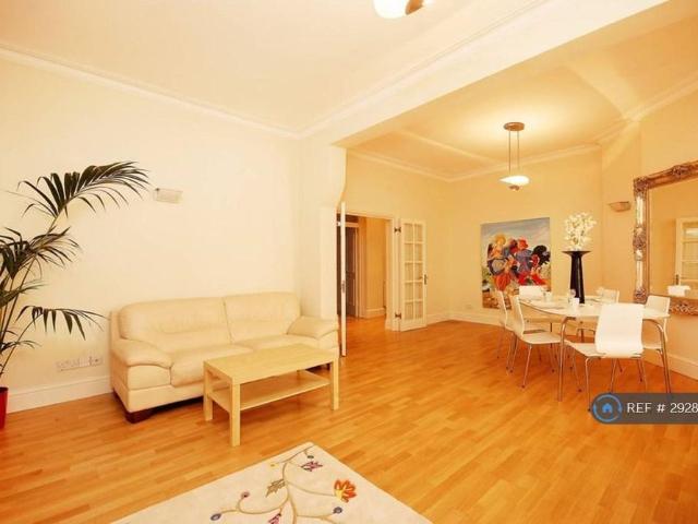 Apartment for rent in St. John's Wood, Greater London