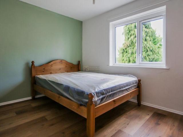 Flat for rent in Selly Oak, Isle Of Man