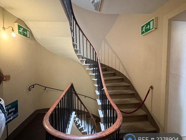Flat for rent in Sandyford, Scotland