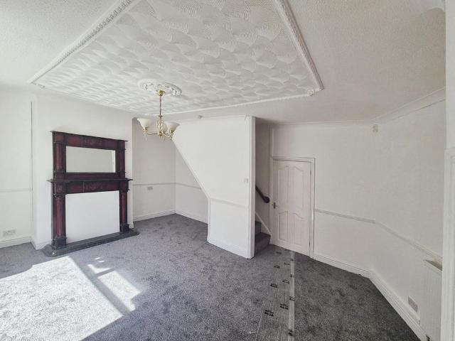 House for rent in Scholes, Wigan