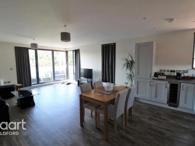 Flat for rent in Guildford Park, Westborough
