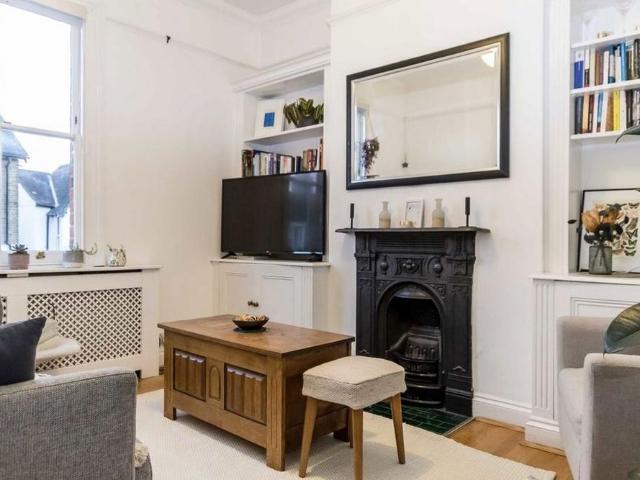 Apartment for rent in London Borough of Ealing, Greater London