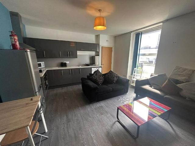 Apartment for rent in Greenbank, Mount Wise