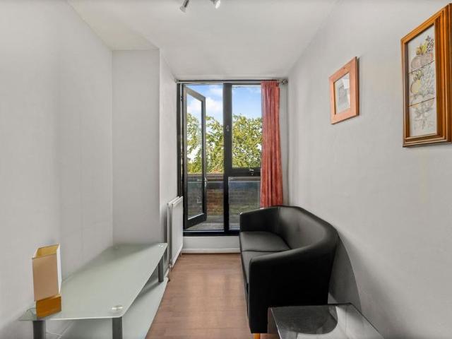 Apartment for rent in Golders Green, Greater London