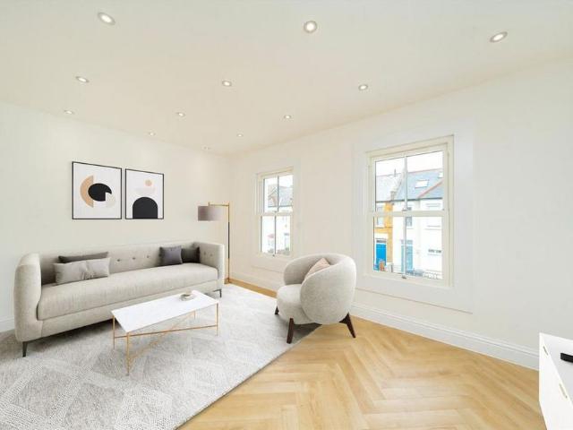 Apartment for rent in London Borough of Merton, Greater London
