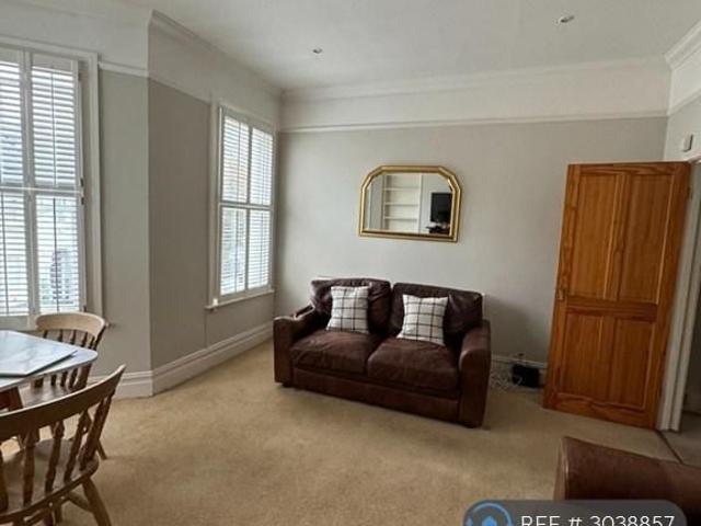 Apartment for rent in Earlsfield, Greater London