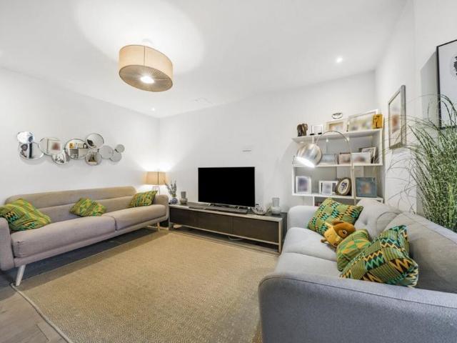 Apartment for rent in Putney, Greater London