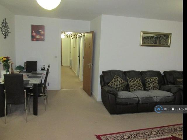 Apartment for rent in London Borough of Barking and Dagenham, Greater London