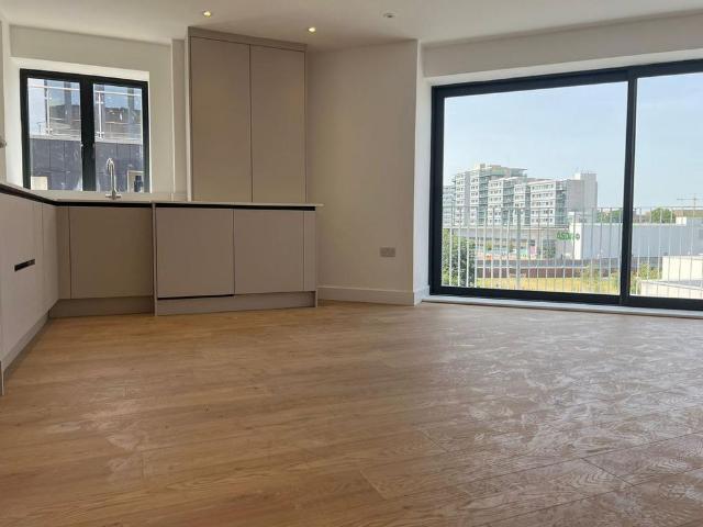 Apartment for rent in London Borough of Hounslow, Greater London