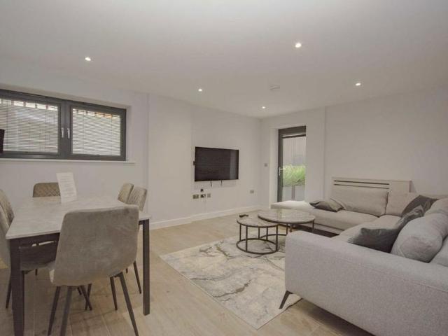Apartment for rent in West Hendon, The Hyde