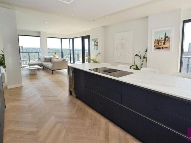 Apartment for rent in City Centre, Georgia