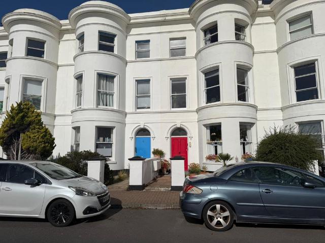 Flat for rent in Littlehampton, Arun