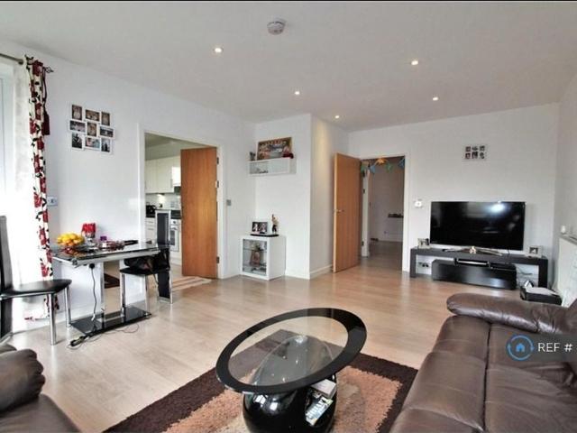 Apartment for rent in Preston, Greater London