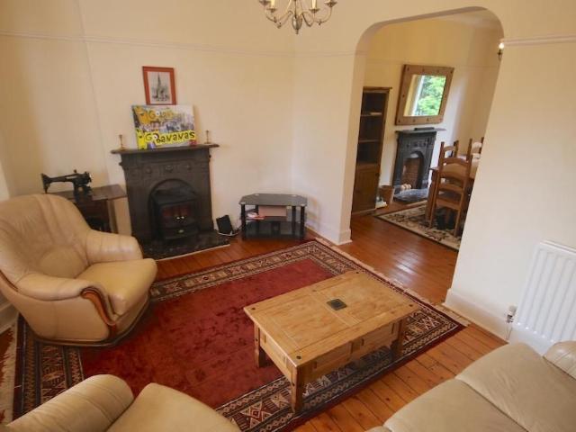 Apartment for rent in Comely Bank, Craigleith