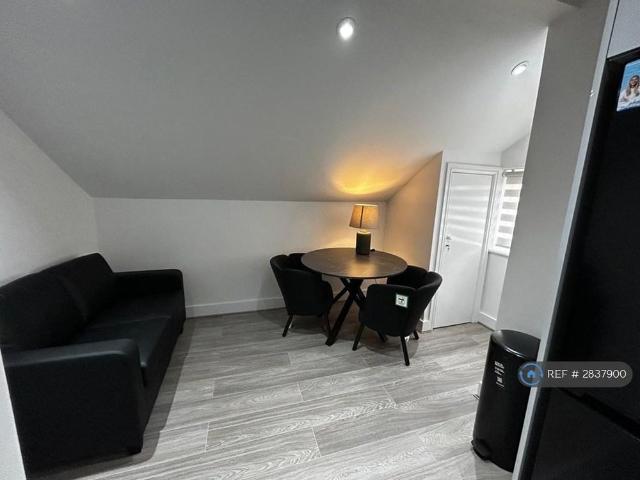 Apartment for rent in London Borough of Croydon, Greater London