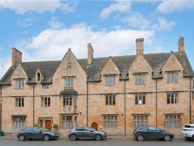 Flat for rent in Fossebridge, Gloucestershire