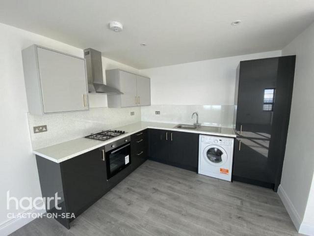Flat for rent in Holland-on-Sea, Dale Hill
